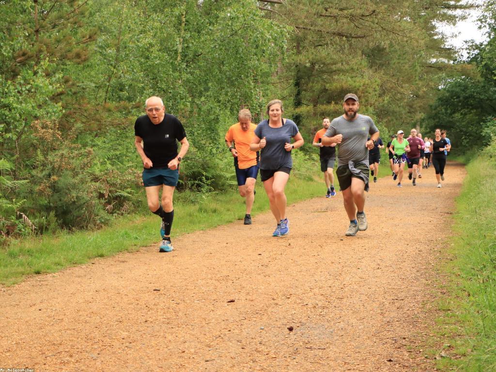 ផលប៉ះពាល់នៃព្រឹត្តិការណ៍ពិសេសលើសហគមន៍