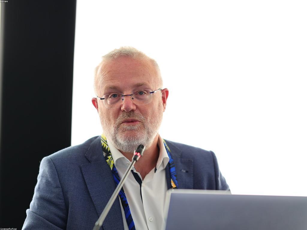 ការប្រារព្ធព្រឹត្តិការណ៍ពិសេសនាពេលថ្មីៗនេះ: ការបង្កើនសមាជិកភាពក្នុងសហគមន៍